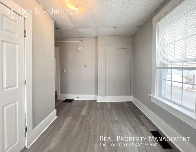 Building Photo - Bright 1-Bedroom Apartment Close to Downto...