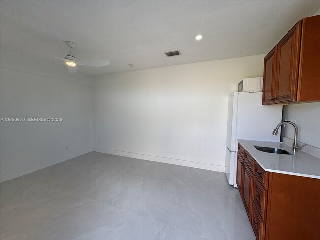 Building Photo - 29904 SW 148th Ave