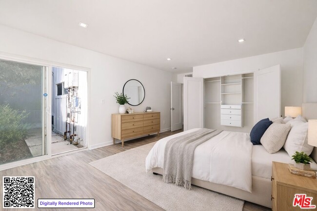 Building Photo - 6465 Sycamore Meadows Dr