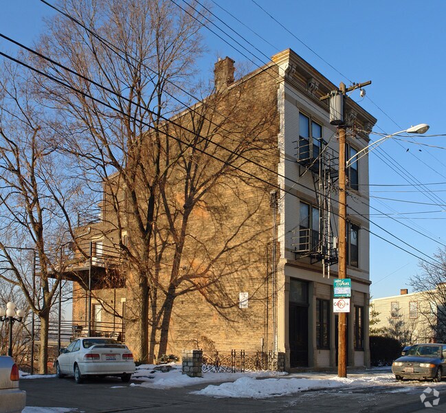Primary Photo - 459 Klotter Ave
