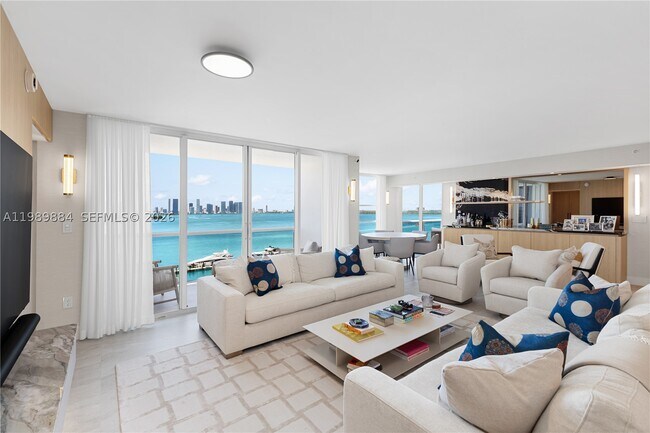 Building Photo - 1800 Sunset Harbour Dr