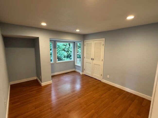 Building Photo - 91251 Cape Arago Hwy