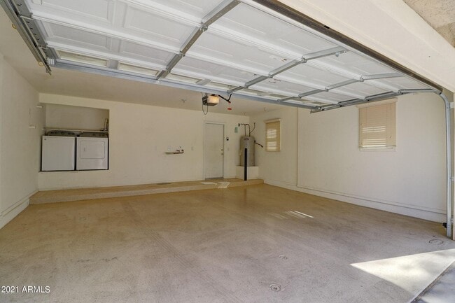 Building Photo - 4157 E Jasper Dr