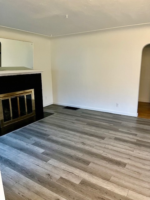 Liv room fireplace (not usable) - 1536 Pennsylvania Ave