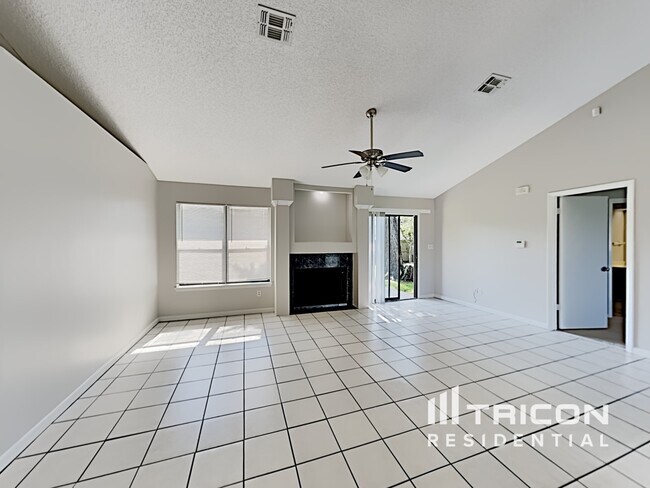 Building Photo - 7827 Pepper Cir E