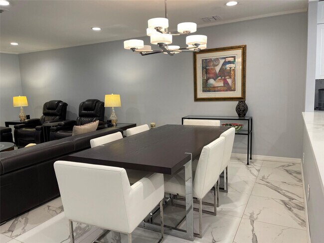 Building Photo - 5388 Privet Pl