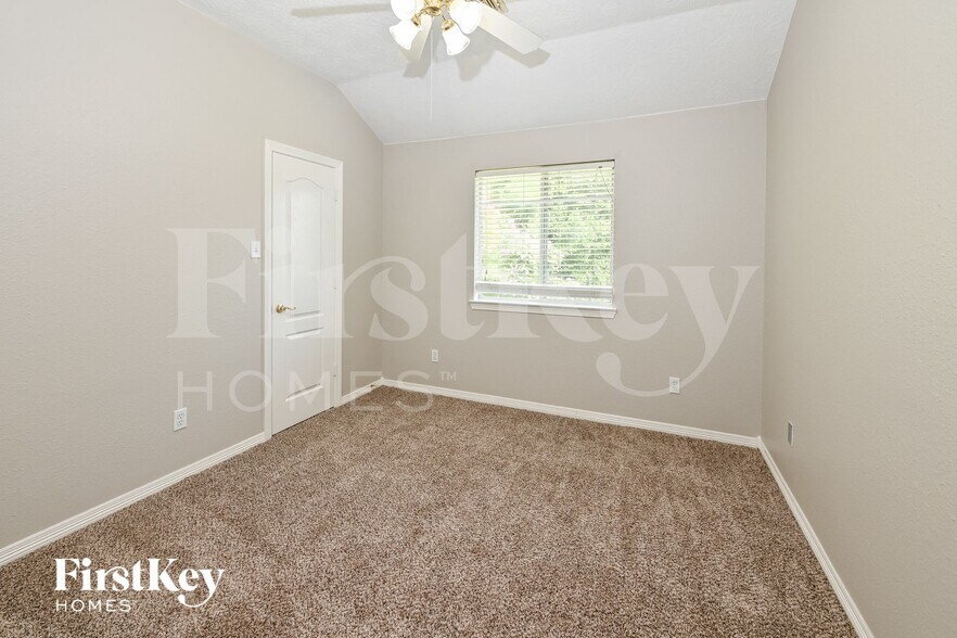 Building Photo - 2803 Spring Dusk Ln