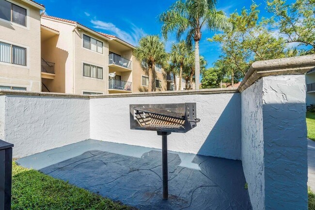 Building Photo - 9222 W Atlantic Blvd