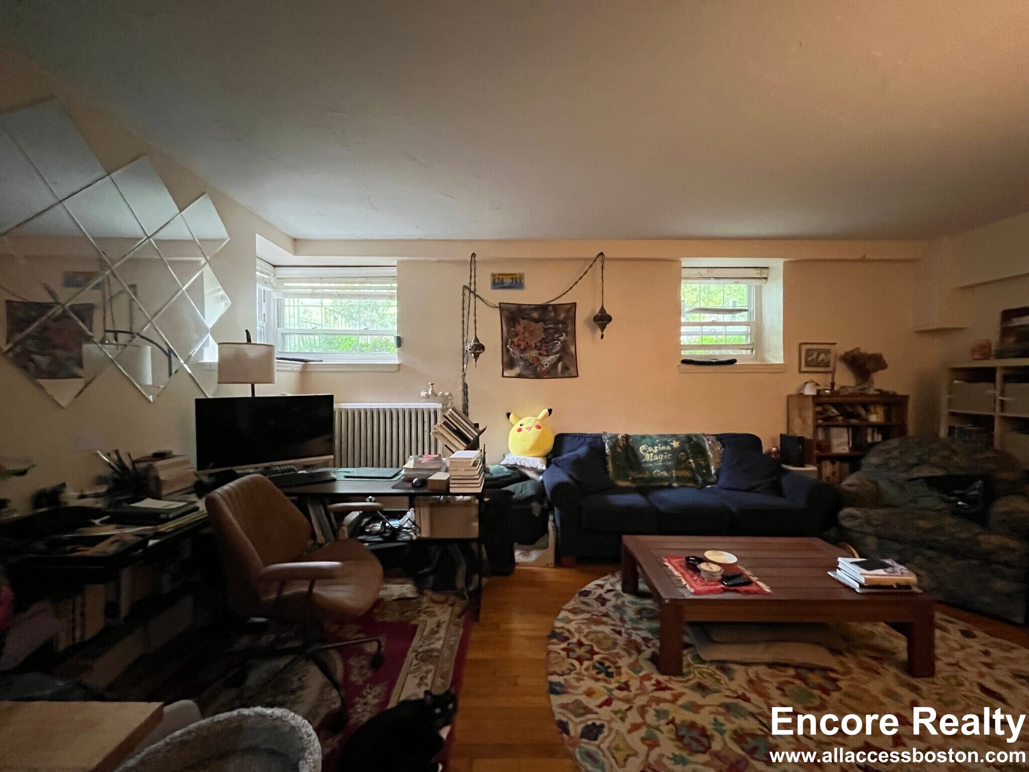 Building Photo - 1559 Beacon St