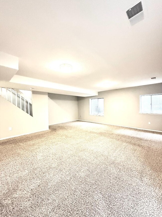 Building Photo - 1872 S Cathay Ct