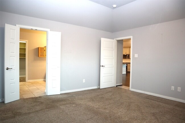 Building Photo - 4553 New Country Dr