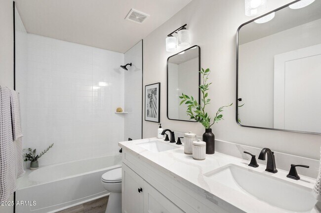 Building Photo - 3114 N 68th St