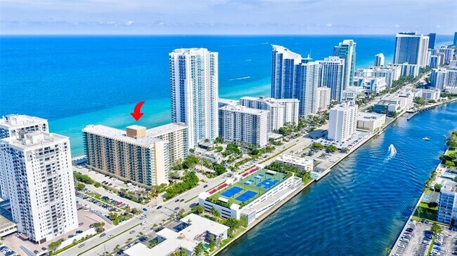 Building Photo - 2501 S Ocean Dr