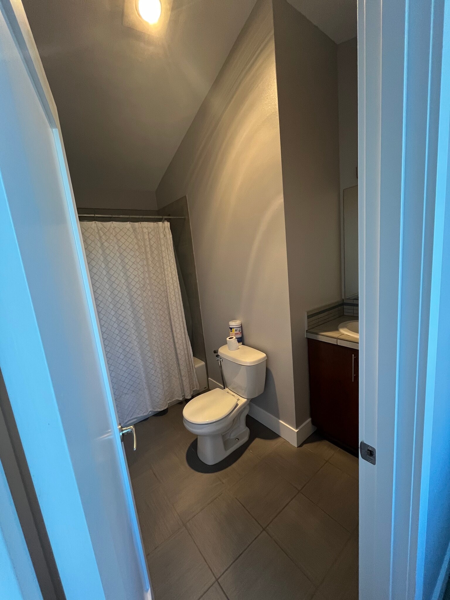 Third Floor. bathroom - 488 N 130th St