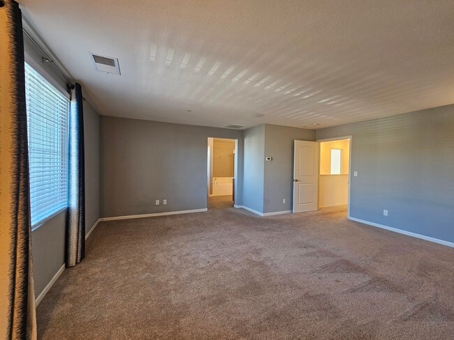 Building Photo - 10900 Merrick Way
