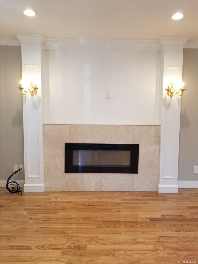 Building Photo - 60 Arlington St