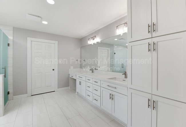 Building Photo - 2019 Brimberry St