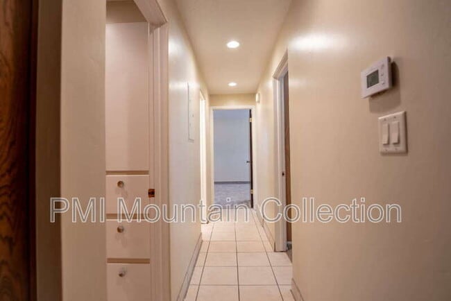 Building Photo - 536 S 100 W