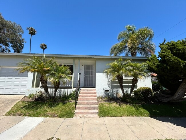 Building Photo - 1314 Palm Ave