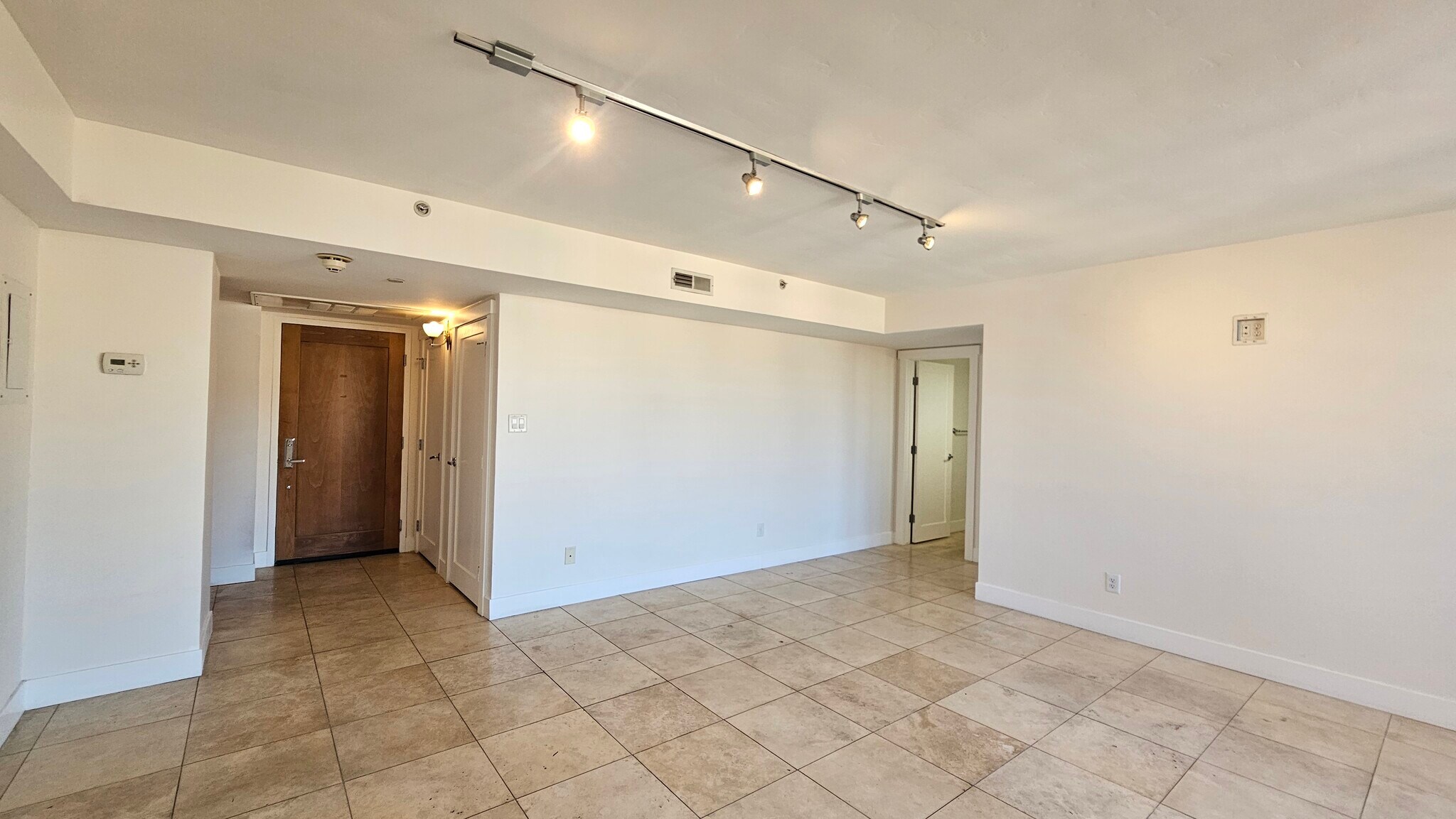 Building Photo - 230 E 300 S