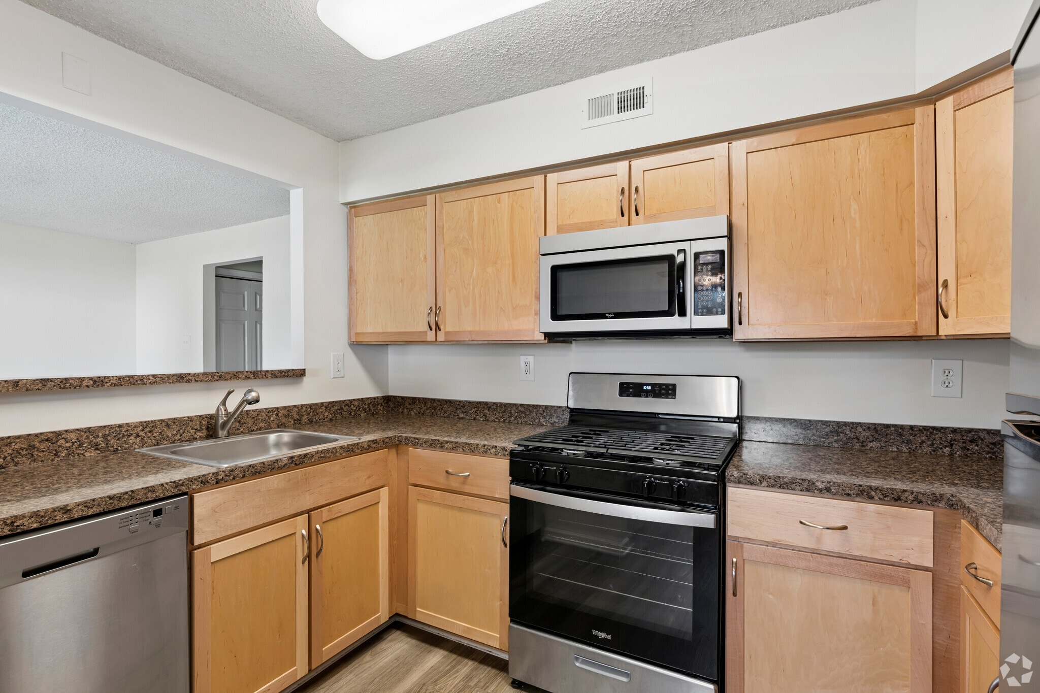 The Hawk 1BR, 1BA - 760SF - Kitchen - The Landings