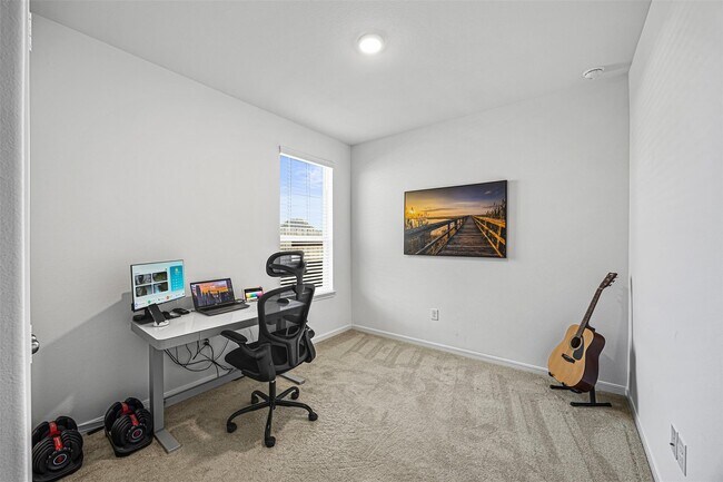 Building Photo - 21127 Dolphin Bay Ln