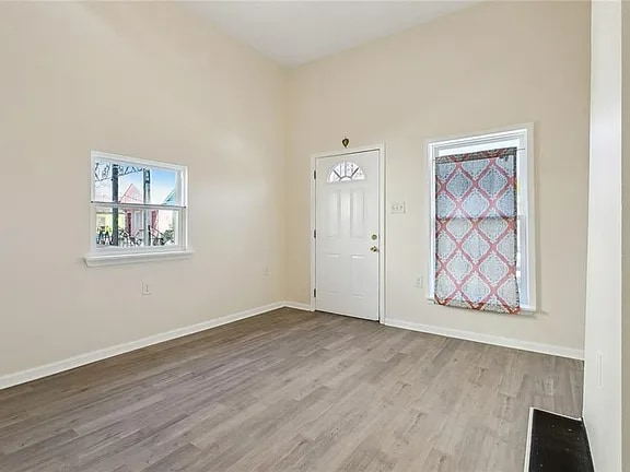 Building Photo - 1508 Spain St