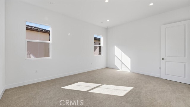 Building Photo - 107 Pansy