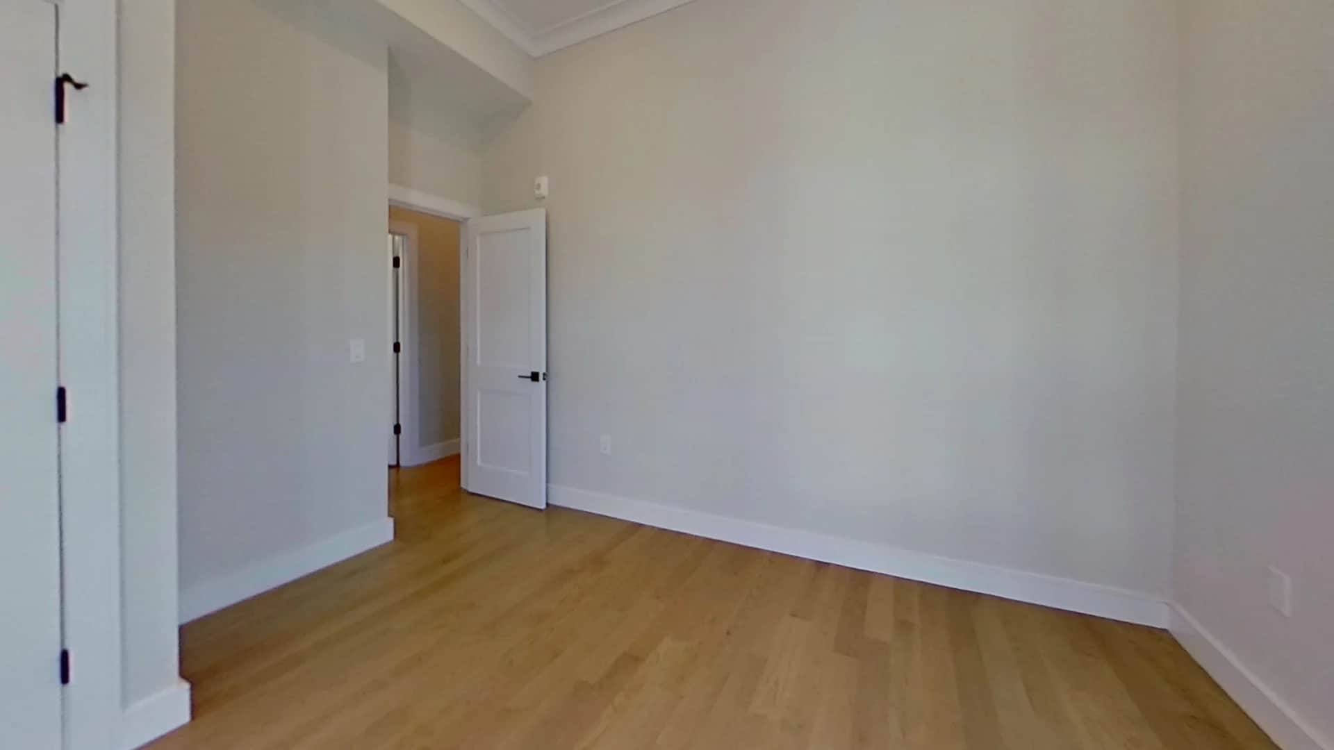 Building Photo - 18 Highgate St