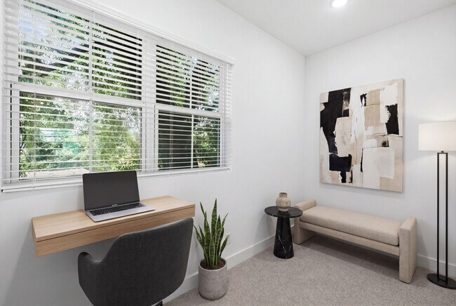 Building Photo - 1404 Mansfield St