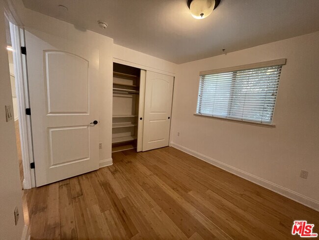 Building Photo - 1511 Camden Ave