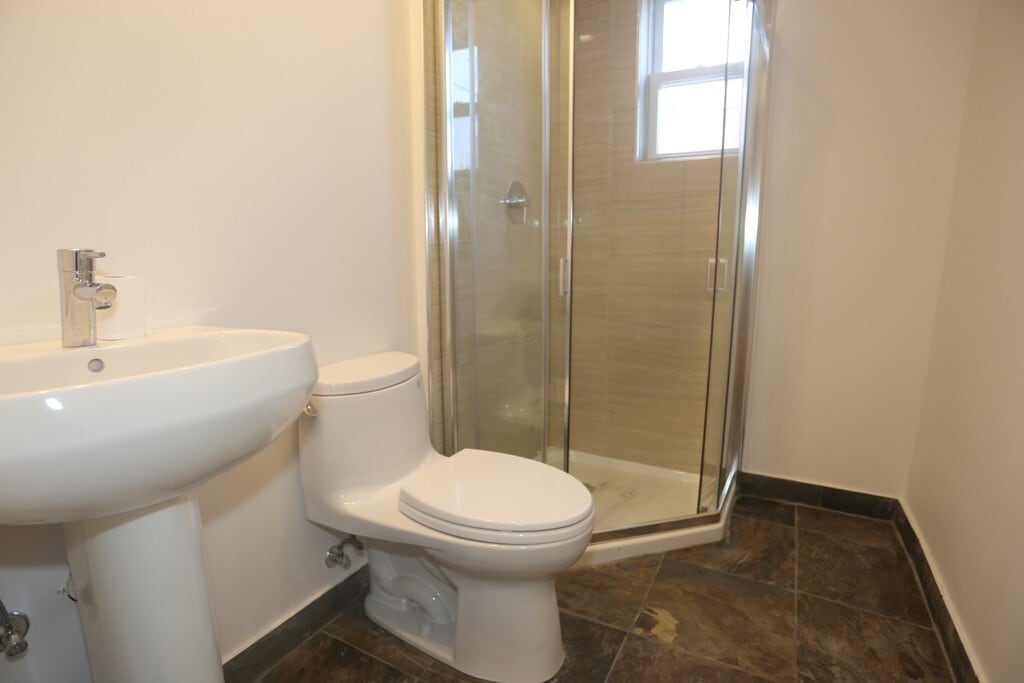 Building Photo - 1637 N Clybourn Ave