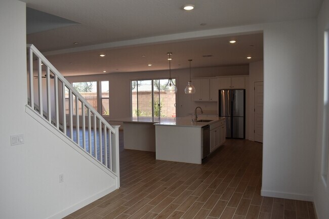 Building Photo - 1184 Atlantica Dr S
