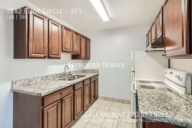 Building Photo - Charming 1 Bed 1 Bath Apartment In Prime L...