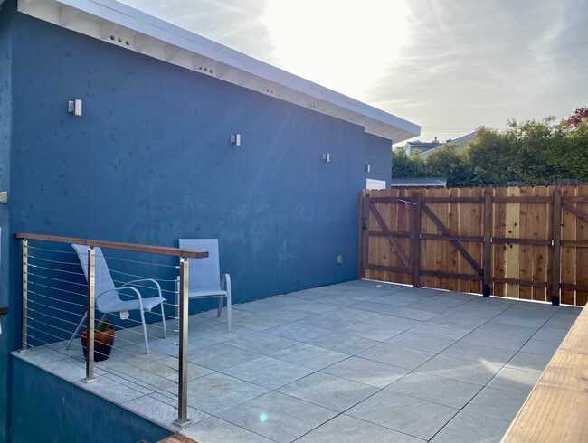 Building Photo - 4634 Alma Ave