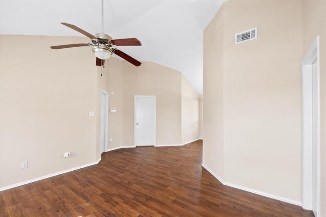 Building Photo - 1026 Melford Ave