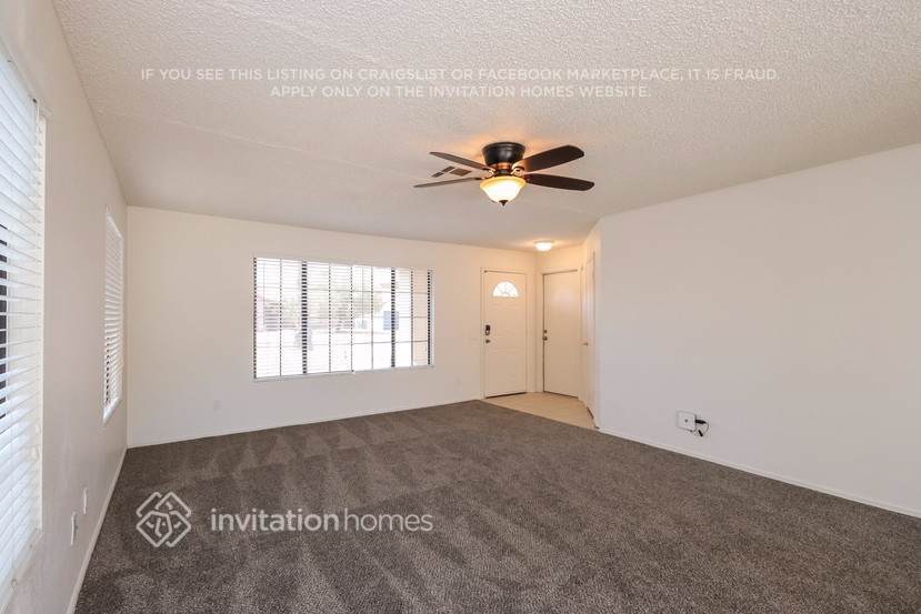 Building Photo - 3338 W Monona Dr