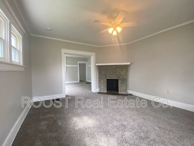 Building Photo - 551-553 E.Cassilly St.
