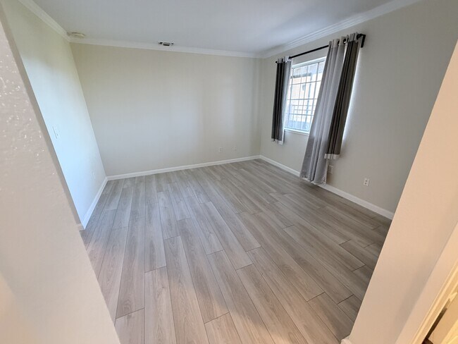 Building Photo - 745 Watson Canyon Ct