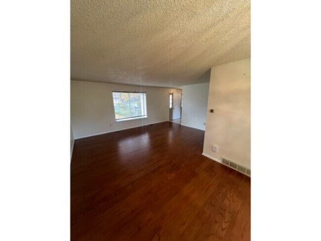Building Photo - 9941 W Layton Ave