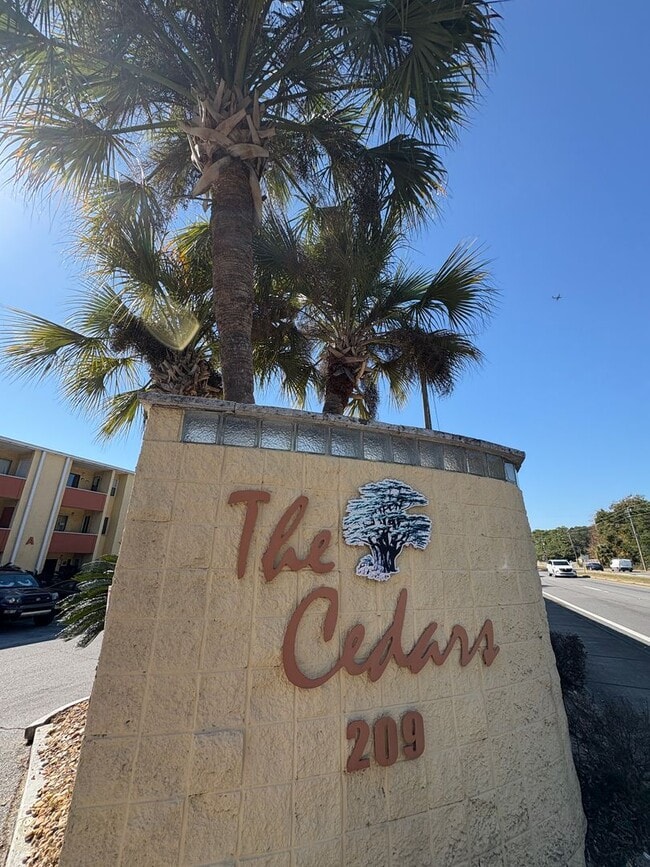 Building Photo - 209 Miracle Strip Pkwy