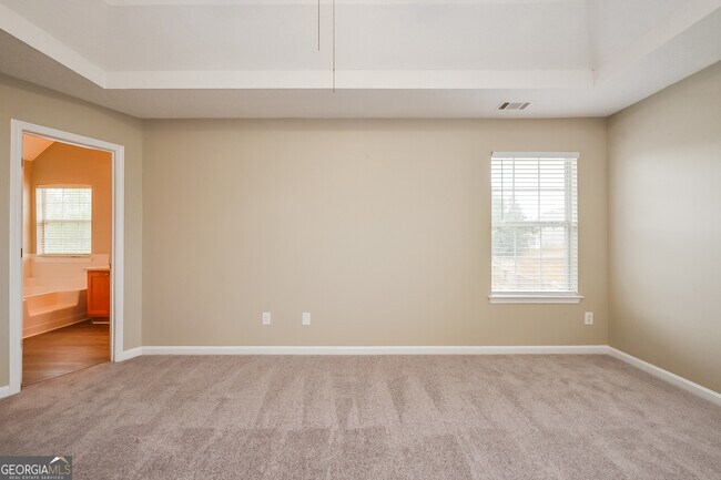 Building Photo - 1707 Deer Crossing Way