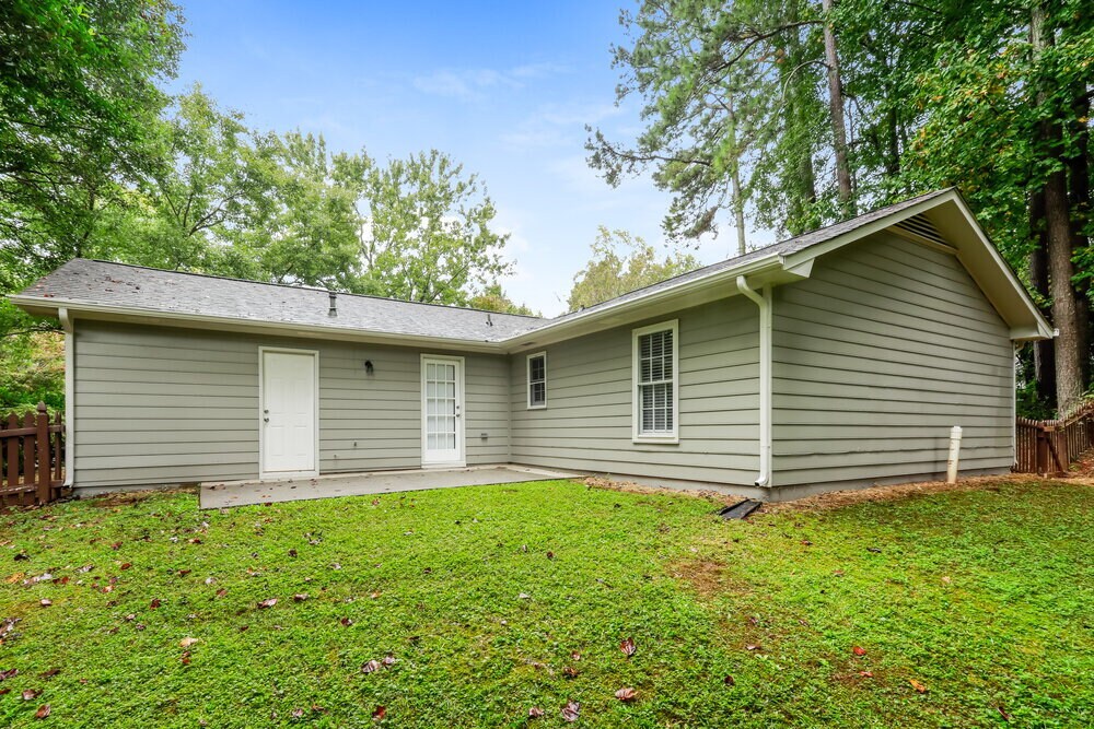 Building Photo - 333 Agnes Ct