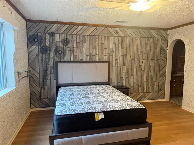 Building Photo - 2309 Richwood Dr