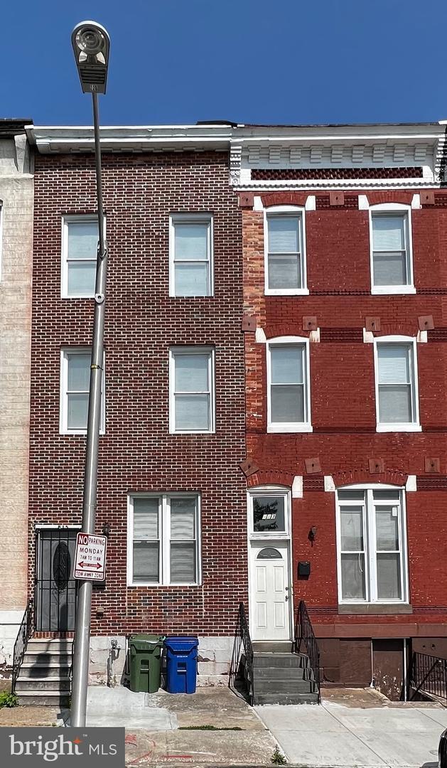 Building Photo - 815 N Calhoun St