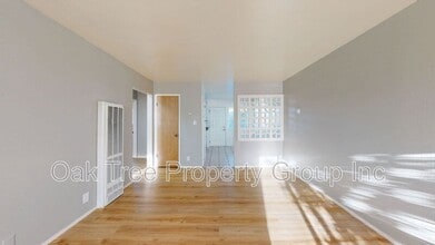 Building Photo - 2858–2860 Brookdale Ave