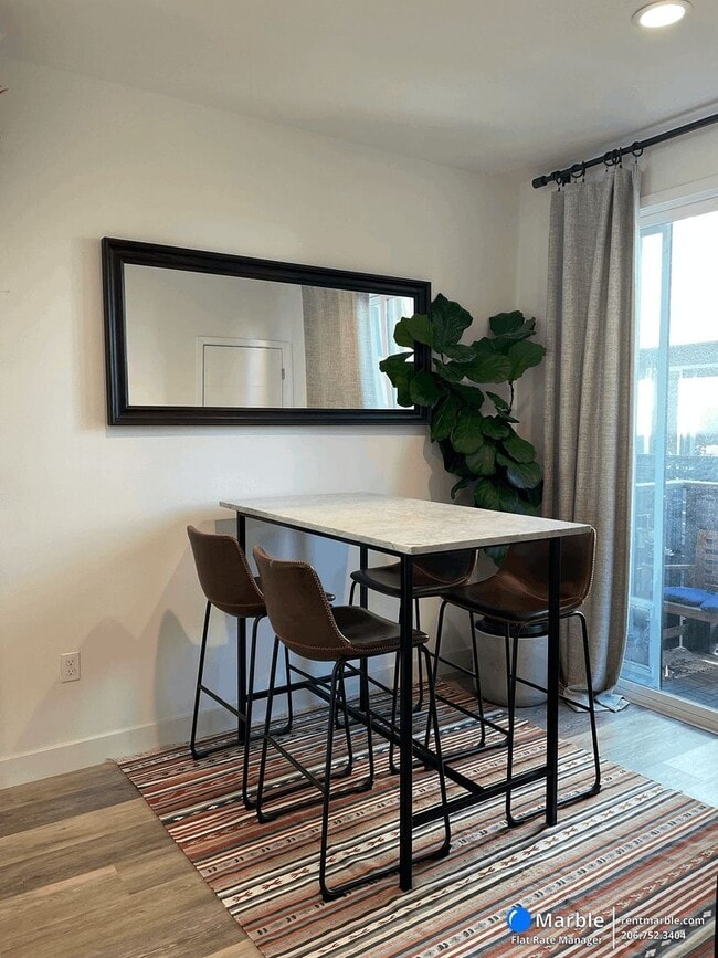 Building Photo - Modern 2-Bedroom, 2.5-Bath Townhome in Oakland