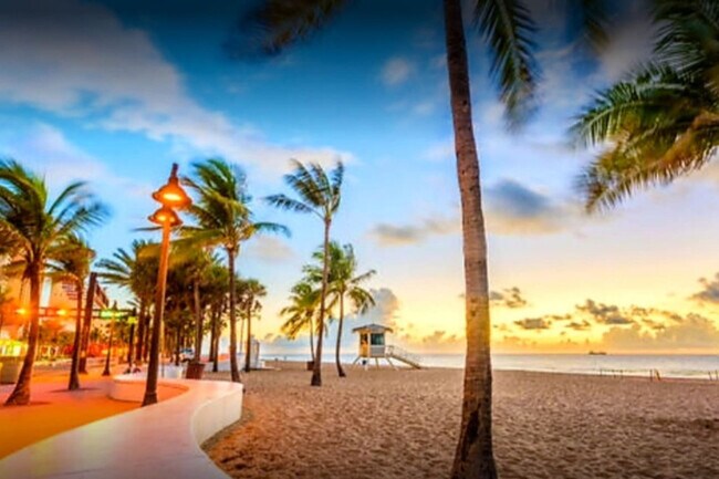 Building Photo - 391 NW 35th Ct