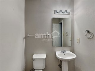 Building Photo - 6861 Maywood Cir