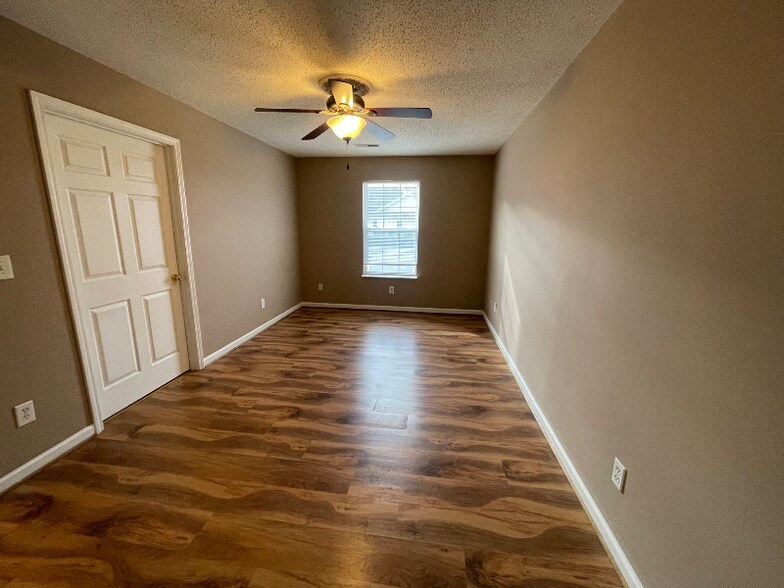 Building Photo - 258 Dumplin Ln